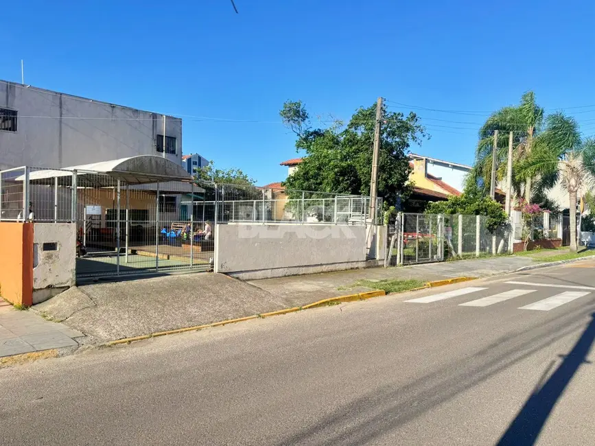 Foto 5 de Casa com 3 quartos à venda, 572m2 em Torres - RS