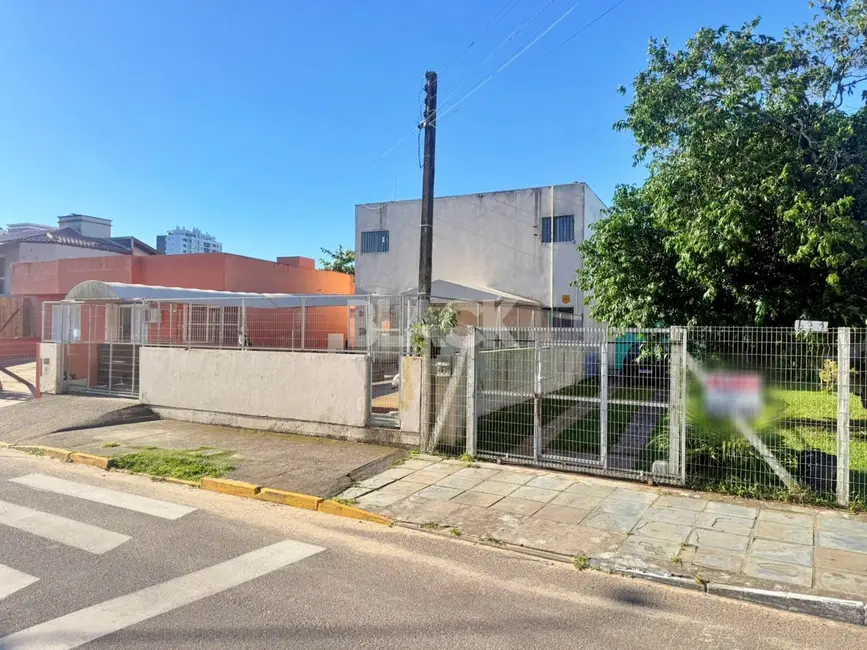 Foto 4 de Casa com 3 quartos à venda, 572m2 em Torres - RS