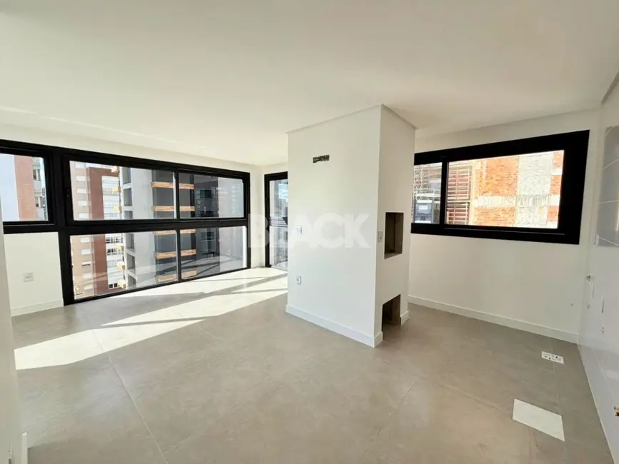 Foto 3 de Apartamento com 1 quarto à venda, 43m2 em Centro, Torres - RS