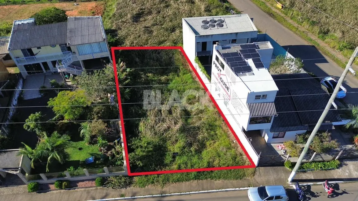 Foto 4 de Terreno / Lote à venda, 395m2 em Torres - RS