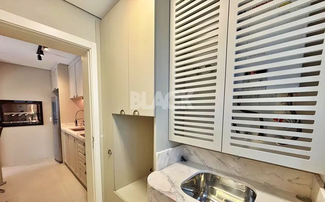 Foto 6 de Apartamento com 2 quartos à venda, 77m2 em Centro, Torres - RS