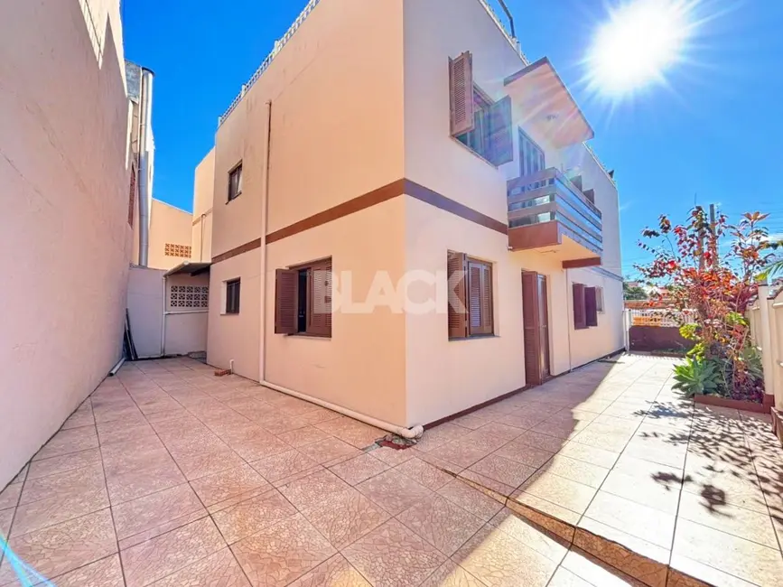 Foto 1 de Apartamento com 3 quartos à venda, 95m2 em Centro, Torres - RS