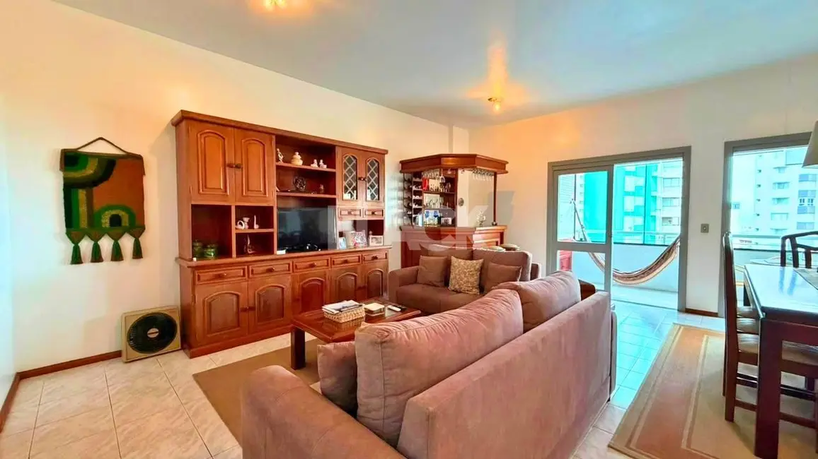 Foto 9 de Apartamento com 4 quartos à venda, 150m2 em Torres - RS