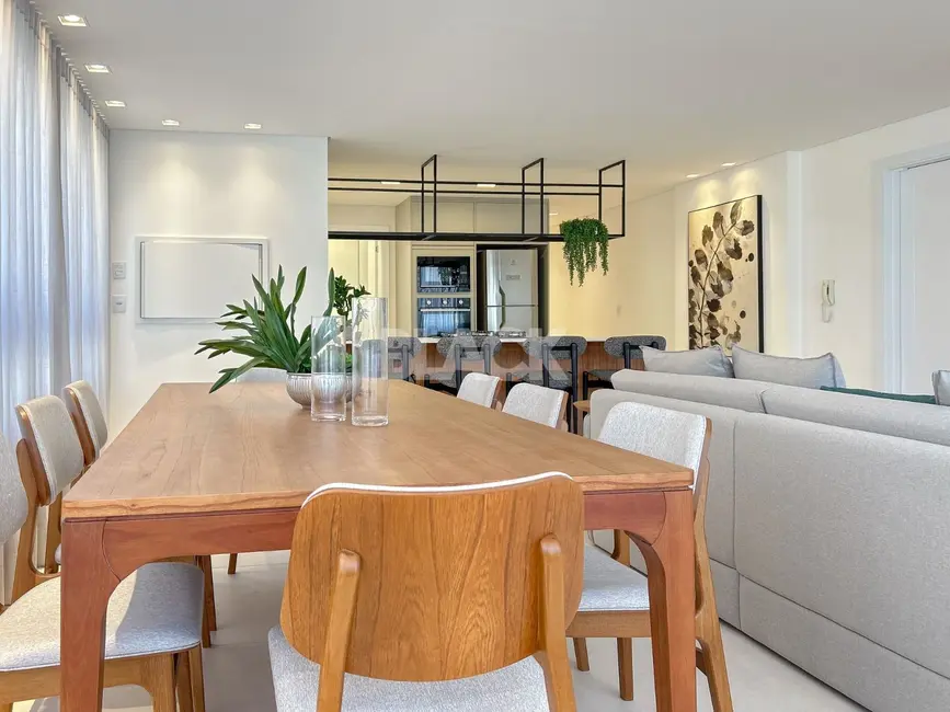 Foto 6 de Apartamento com 3 quartos à venda, 130m2 em Torres - RS