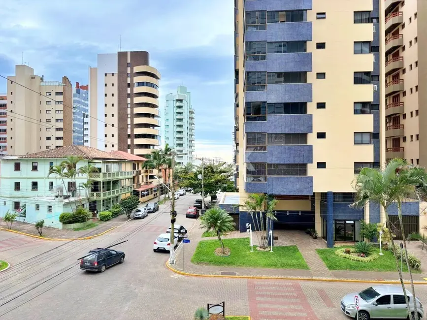 Foto 6 de Apartamento com 3 quartos à venda, 127m2 em Torres - RS