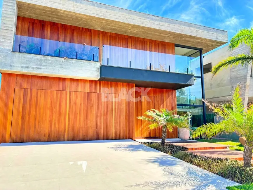 Foto 2 de Casa de Condomínio com 4 quartos à venda, 520m2 em Torres - RS