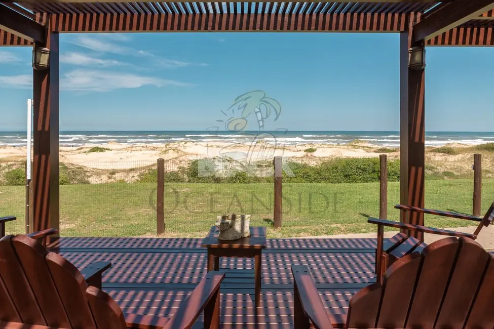 Foto 1 de Terreno / Lote à venda, 480m2 em Torres - RS