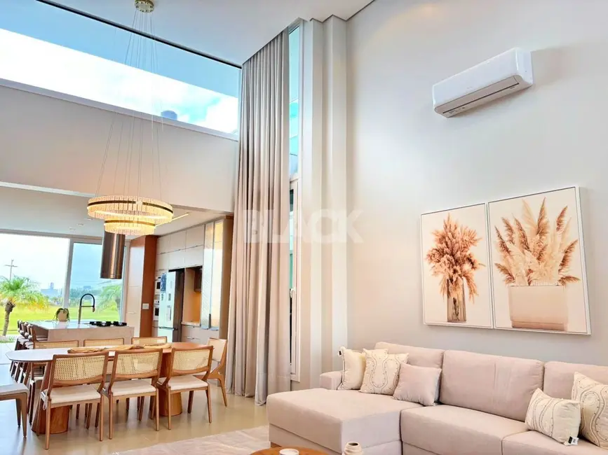 Foto 5 de Casa de Condomínio com 4 quartos à venda, 264m2 em Torres - RS