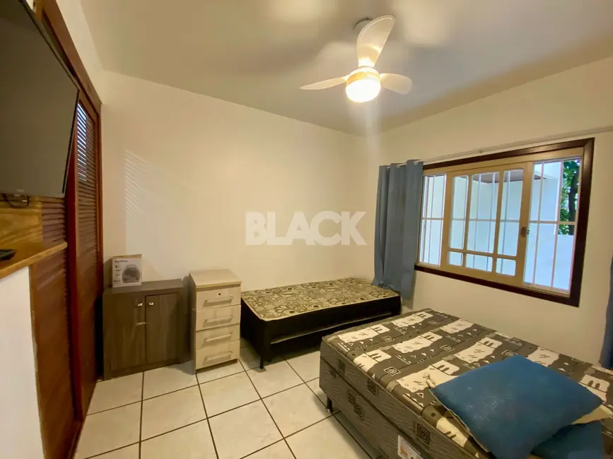 Apartamento com 1 quarto à venda, 43m2 em Centro, Torres - RS - imagem 8 Foto 8 de Apartamento com 1 quarto à venda, 43m2 em Centro, Torres - RS