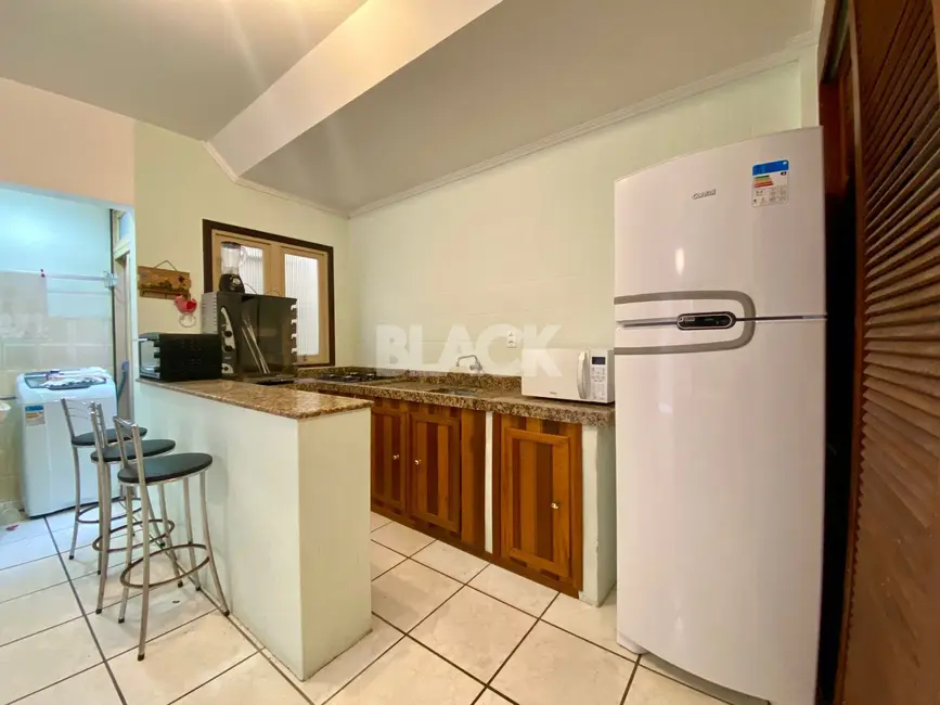 Apartamento com 1 quarto à venda, 43m2 em Centro, Torres - RS - imagem 4 Foto 4 de Apartamento com 1 quarto à venda, 43m2 em Centro, Torres - RS