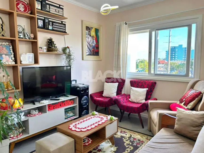 Apartamento com 2 quartos à venda, 78m2 em Centro, Torres - RS - imagem 3 Foto 3 de Apartamento com 2 quartos à venda, 78m2 em Centro, Torres - RS
