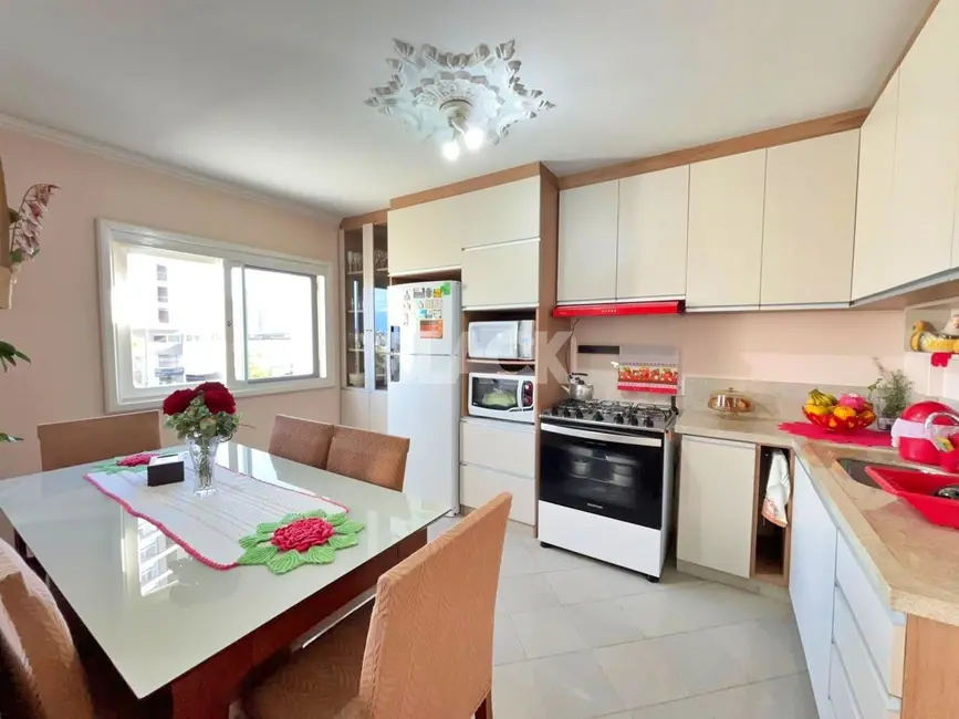 Apartamento com 2 quartos à venda, 78m2 em Centro, Torres - RS - imagem 6 Foto 6 de Apartamento com 2 quartos à venda, 78m2 em Centro, Torres - RS