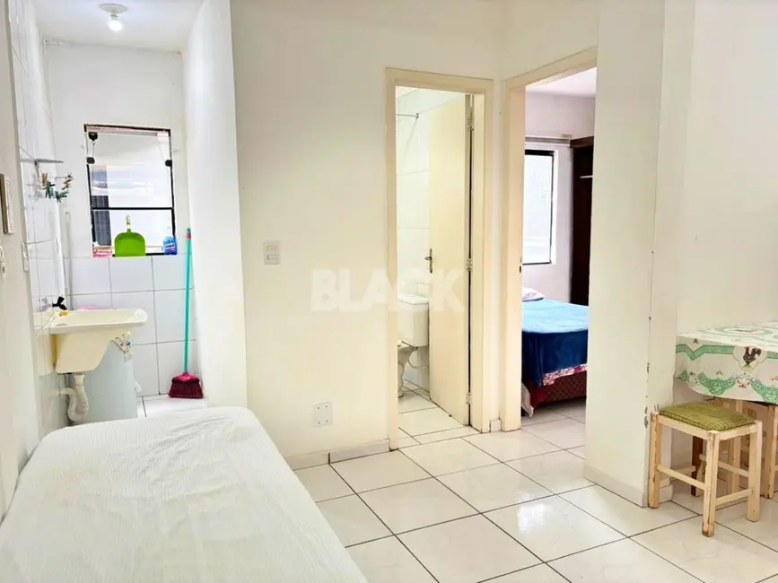 Foto 3 de Apartamento com 1 quarto à venda, 30m2 em Torres - RS