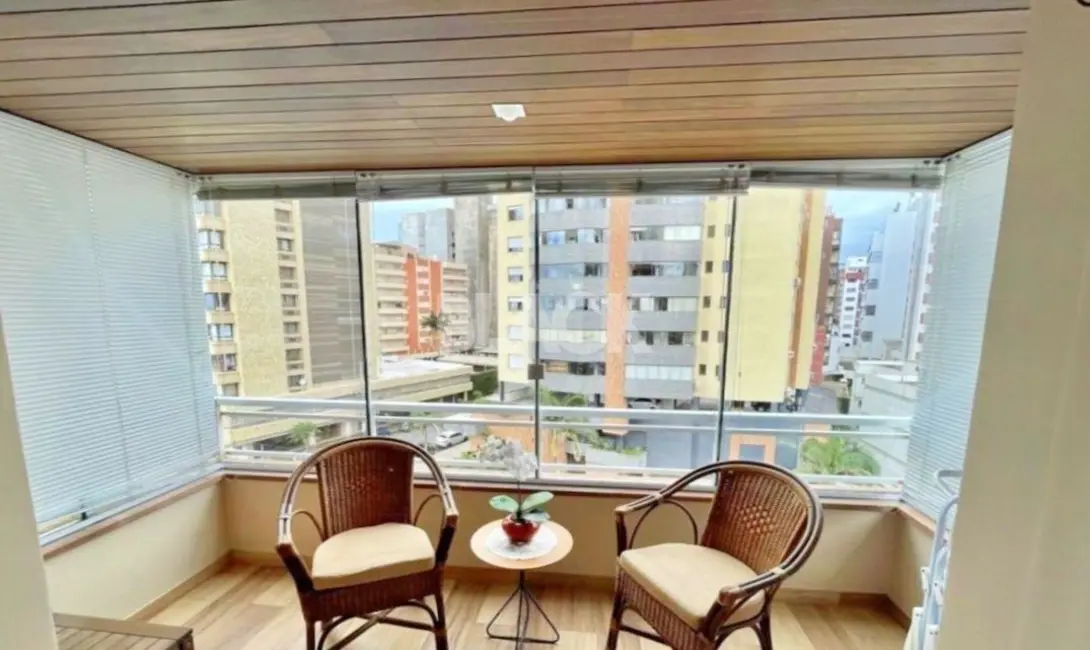 Foto 4 de Apartamento com 1 quarto à venda, 44m2 em Centro, Torres - RS