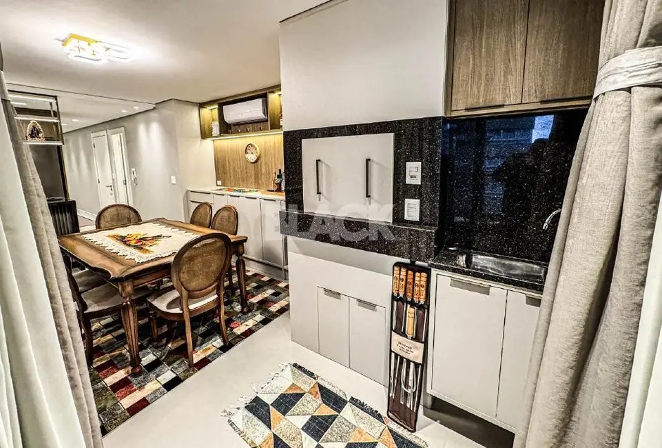 Foto 8 de Apartamento com 3 quartos à venda, 117m2 em Torres - RS