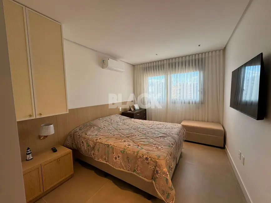 Foto 9 de Apartamento com 2 quartos à venda, 97m2 em Torres - RS