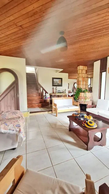 Foto 3 de Casa com 4 quartos à venda, 170m2 em Torres - RS