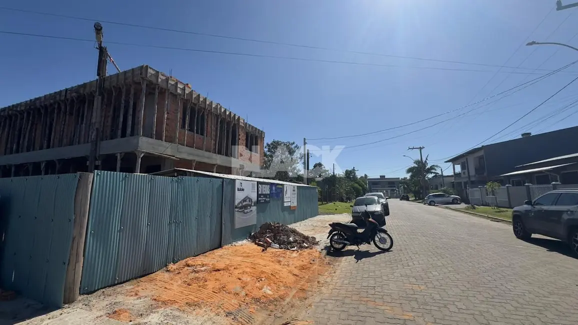 Sobrado com 2 quartos à venda, 87m2 em Torres - RS - imagem 4 Foto 4 de Sobrado com 2 quartos à venda, 87m2 em Torres - RS
