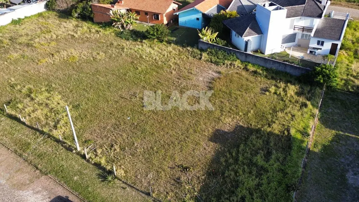 Foto 8 de Terreno / Lote à venda, 322m2 em Torres - RS