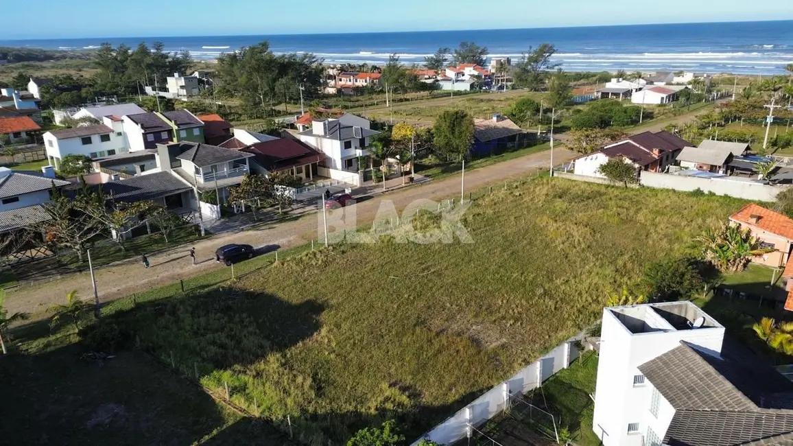 Foto 9 de Terreno / Lote à venda, 322m2 em Torres - RS