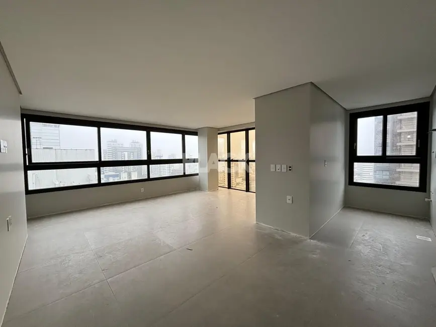 Apartamento com 2 quartos à venda, 87m2 em Torres - RS - imagem 2 Foto 2 de Apartamento com 2 quartos à venda, 87m2 em Torres - RS