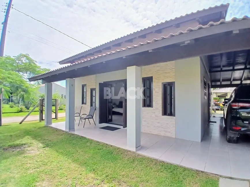 Casa com 3 quartos à venda, 125m2 em Torres - RS - imagem 5 Foto 5 de Casa com 3 quartos à venda, 125m2 em Torres - RS