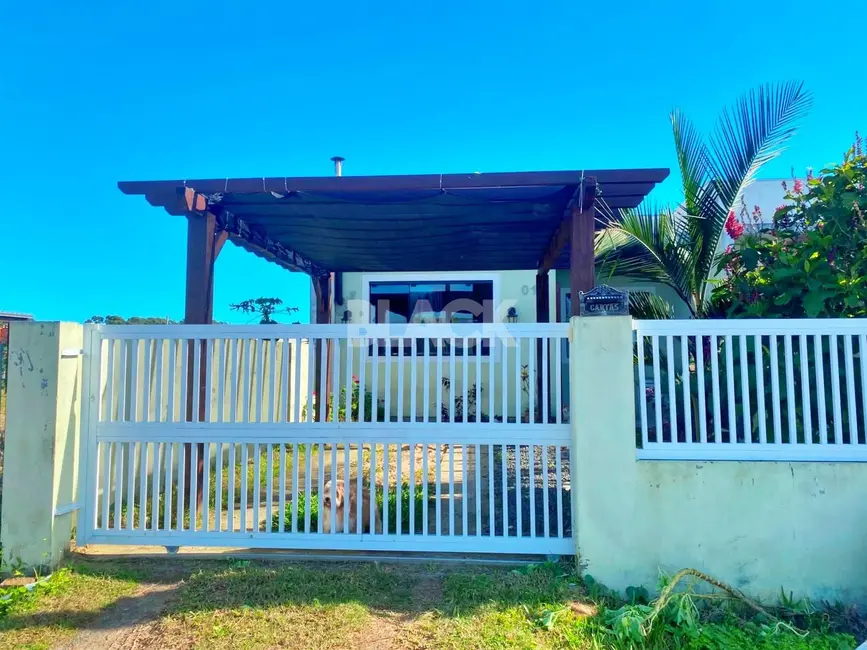Casa com 2 quartos à venda, 80m2 em Passo De Torres - SC - imagem 1 Foto 1 de Casa com 2 quartos à venda, 80m2 em Passo De Torres - SC