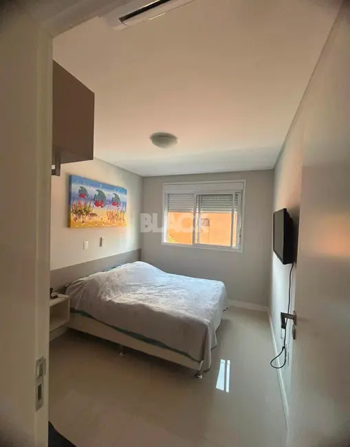Foto 6 de Apartamento com 3 quartos à venda, 110m2 em Torres - RS