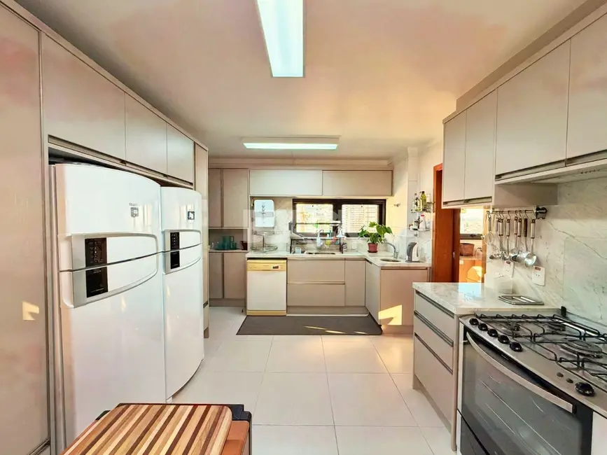 Foto 9 de Apartamento com 3 quartos à venda, 163m2 em Torres - RS