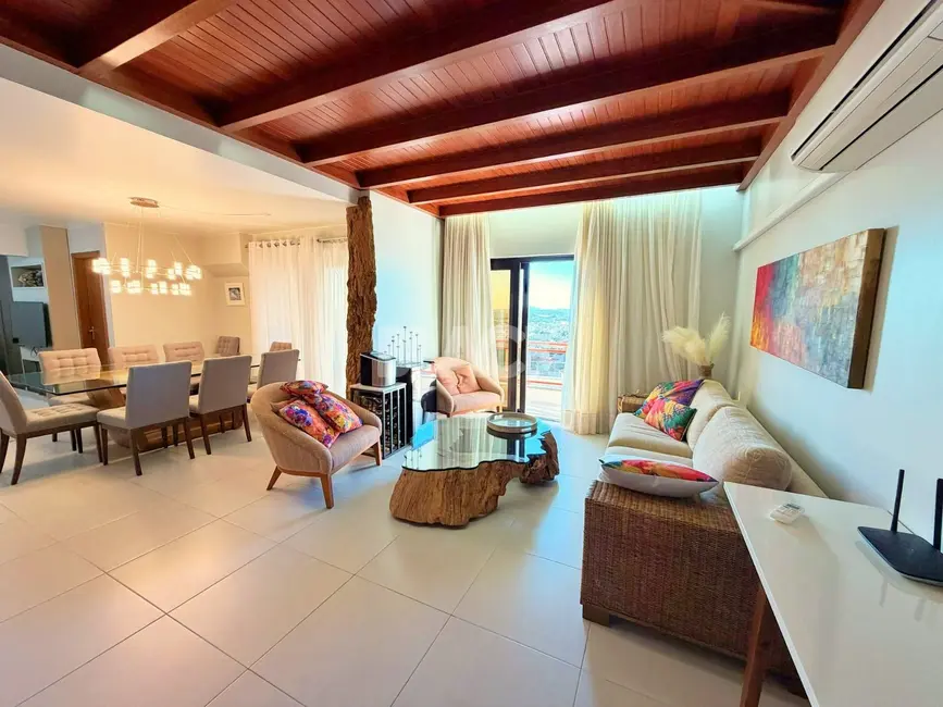 Foto 3 de Apartamento com 3 quartos à venda, 163m2 em Torres - RS