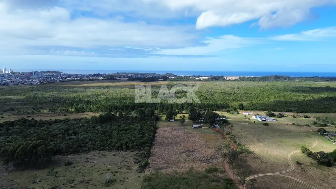 Foto 2 de Fazenda / Haras à venda, 23895m2 em Torres - RS