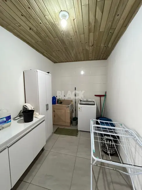 Foto 8 de Casa com 2 quartos à venda, 115m2 em Torres - RS