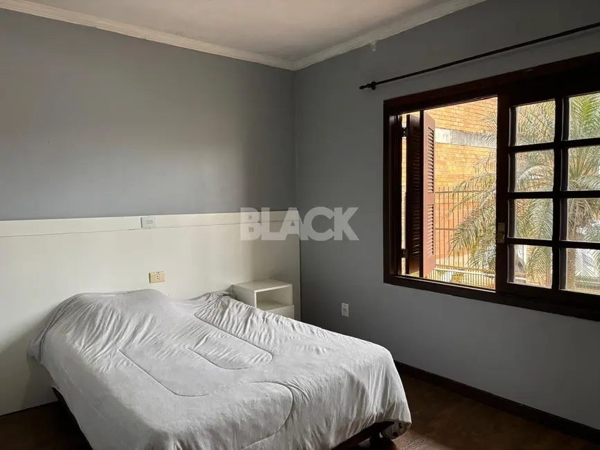 Foto 8 de Casa com 3 quartos à venda, 236m2 em Torres - RS