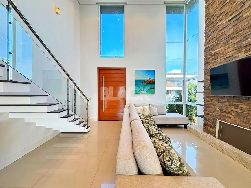 Foto 4 de Casa de Condomínio com 3 quartos à venda, 262m2 em Torres - RS
