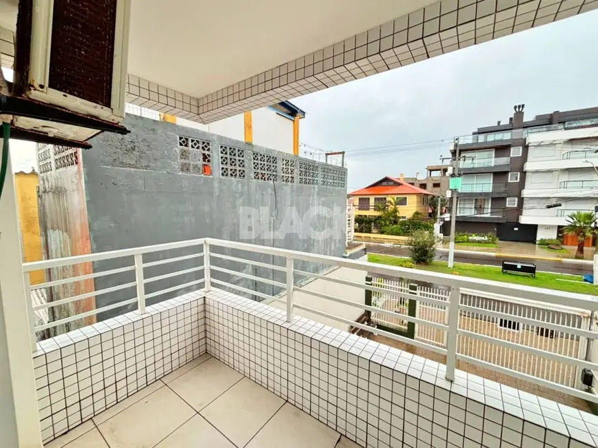 Foto 5 de Apartamento com 1 quarto à venda, 37m2 em Torres - RS
