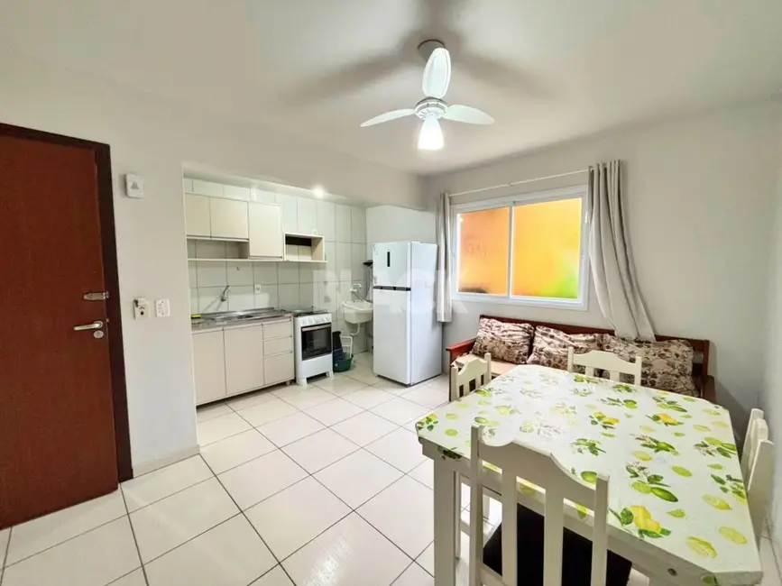 Foto 1 de Apartamento com 1 quarto à venda, 37m2 em Torres - RS