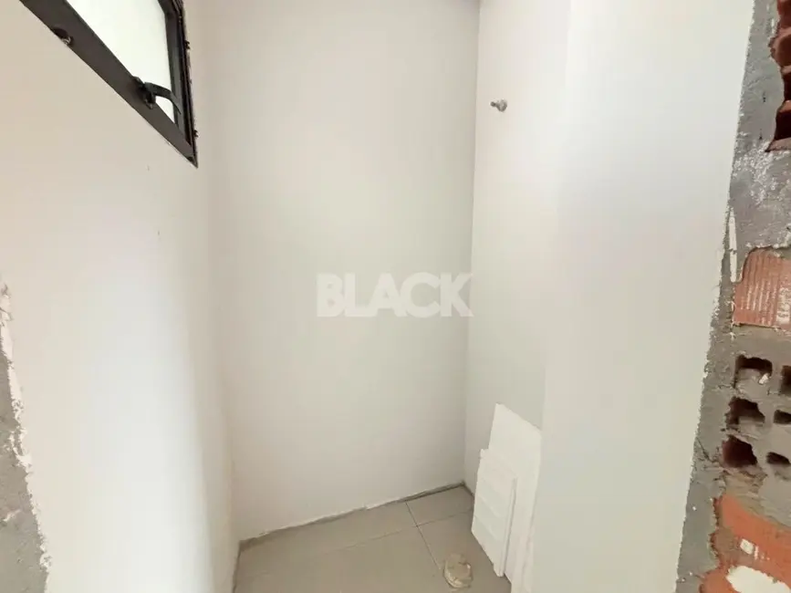 Foto 9 de Sobrado com 3 quartos à venda, 105m2 em Torres - RS