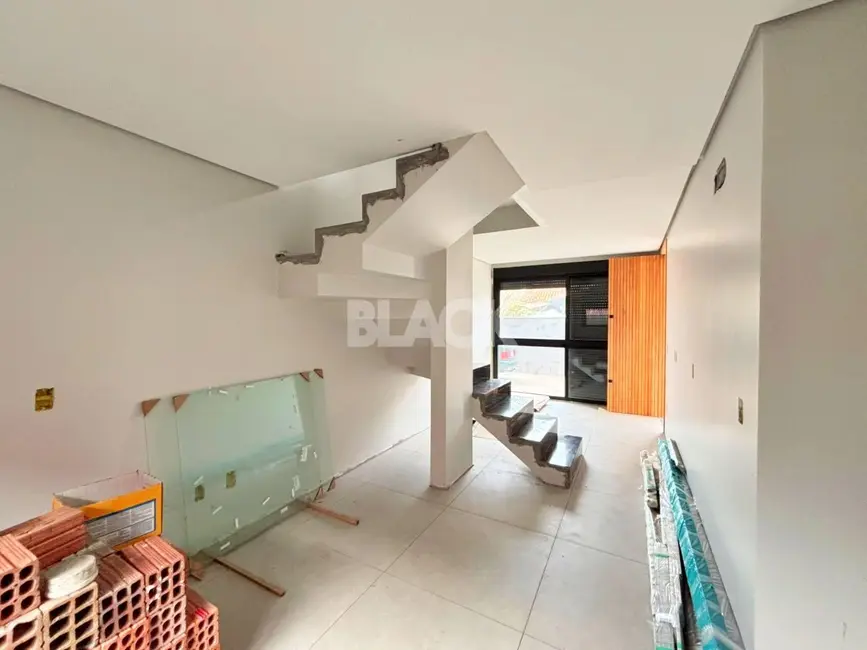 Foto 8 de Sobrado com 3 quartos à venda, 105m2 em Torres - RS