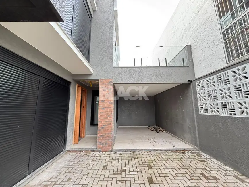 Foto 5 de Sobrado com 2 quartos à venda, 137m2 em Torres - RS