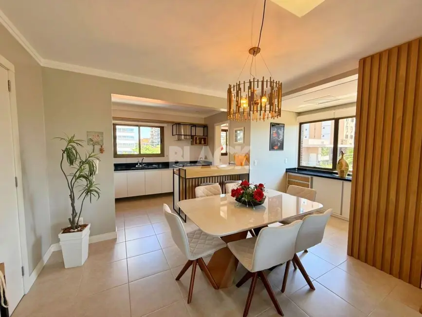 Foto 2 de Apartamento com 3 quartos à venda, 126m2 em Torres - RS