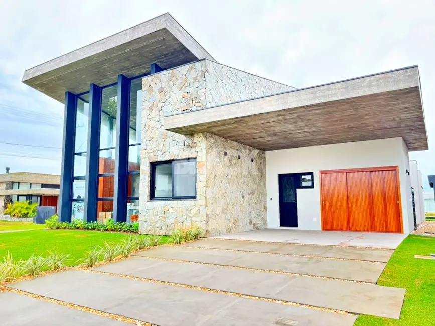 Foto 3 de Casa de Condomínio com 4 quartos à venda, 439m2 em Torres - RS