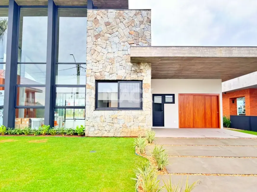 Foto 4 de Casa de Condomínio com 4 quartos à venda, 439m2 em Torres - RS
