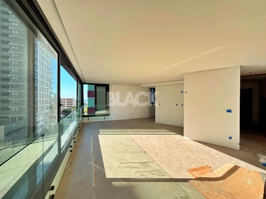 Foto 4 de Apartamento com 3 quartos à venda, 139m2 em Torres - RS