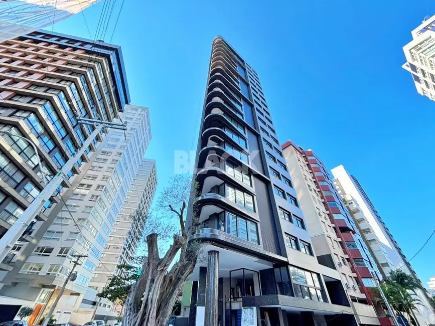 Foto 2 de Apartamento com 3 quartos à venda, 139m2 em Torres - RS