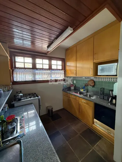 Foto 4 de Casa com 4 quartos à venda, 161m2 em Torres - RS