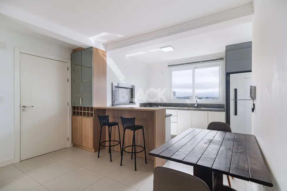 Foto 3 de Apartamento com 2 quartos à venda, 70m2 em Centro, Torres - RS