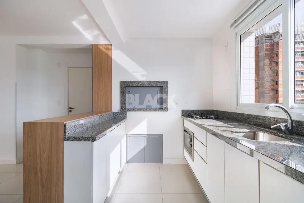 Foto 4 de Apartamento com 2 quartos à venda, 70m2 em Centro, Torres - RS
