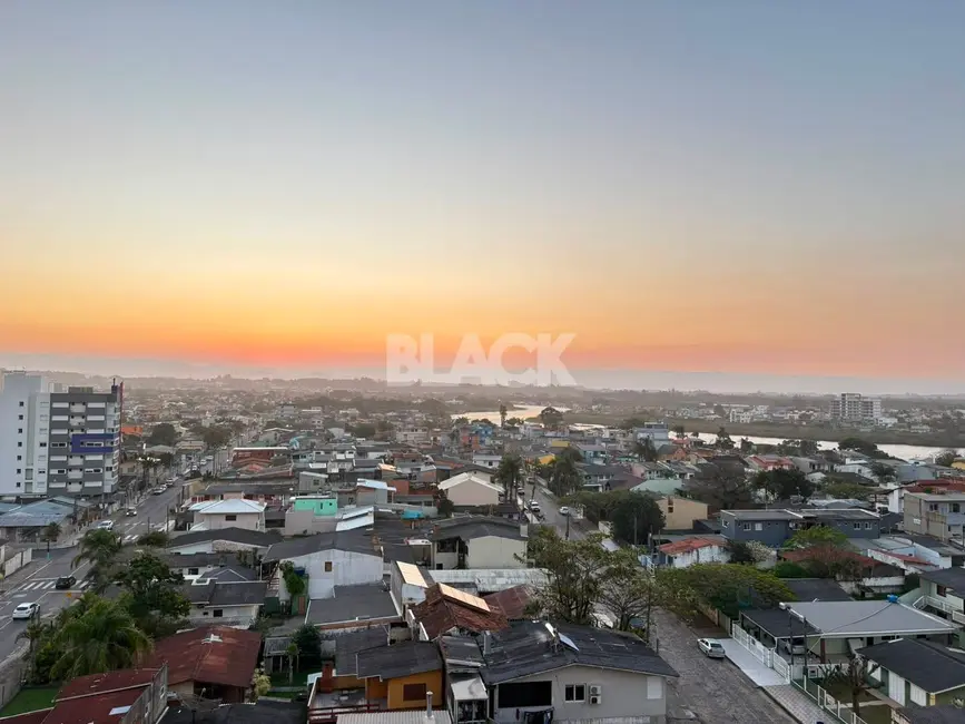 Foto 9 de Apartamento com 2 quartos à venda, 80m2 em Centro, Torres - RS