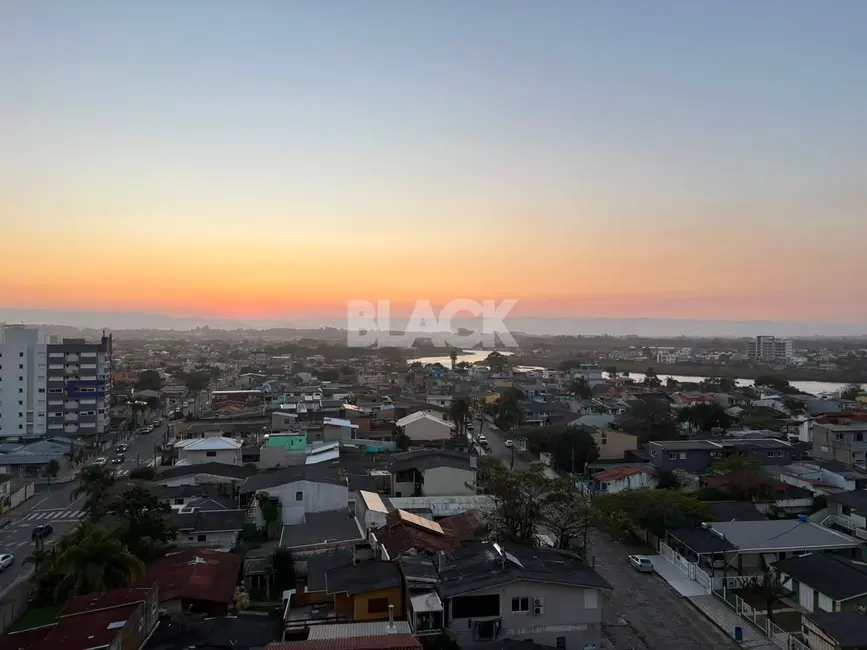 Foto 8 de Apartamento com 2 quartos à venda, 80m2 em Centro, Torres - RS