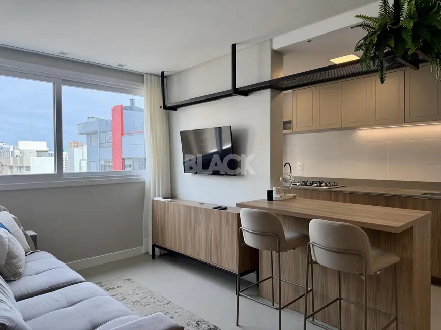 Foto 2 de Apartamento com 1 quarto à venda, 52m2 em Centro, Torres - RS